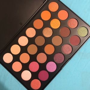 Jaclyn Hill Favorites palette